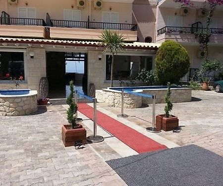 Coralli Holidays Loutra  Luaran gambar